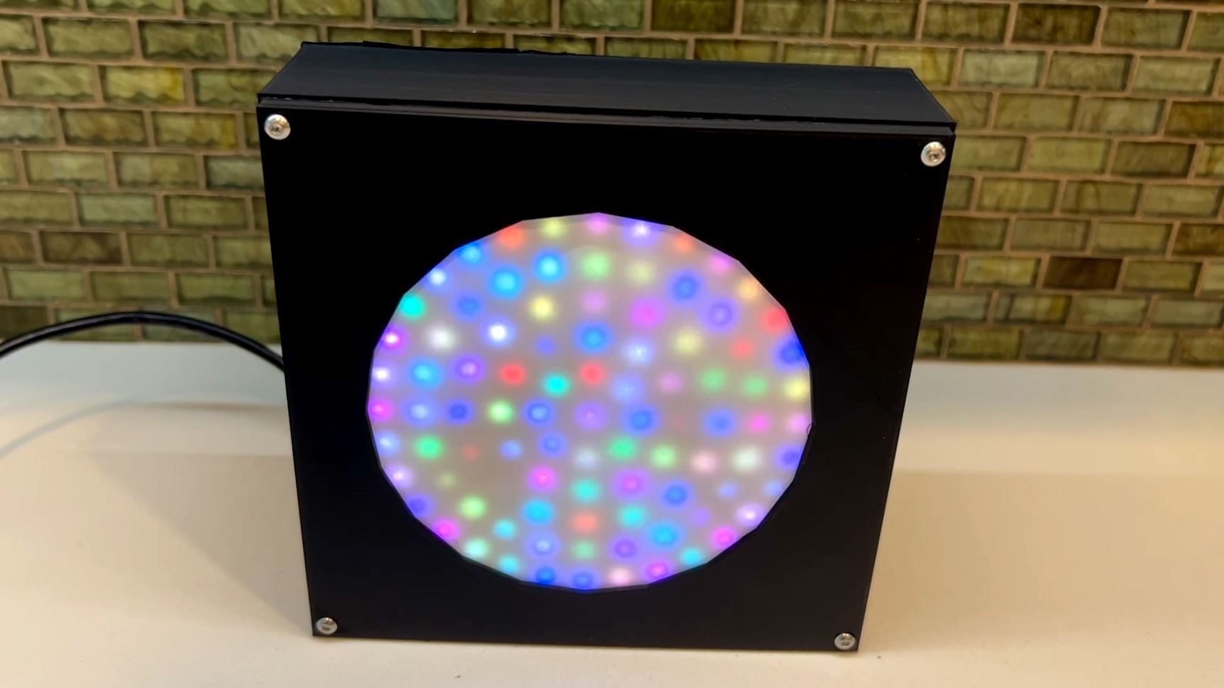 Neat Ring Clock Relies On Addressable LEDs