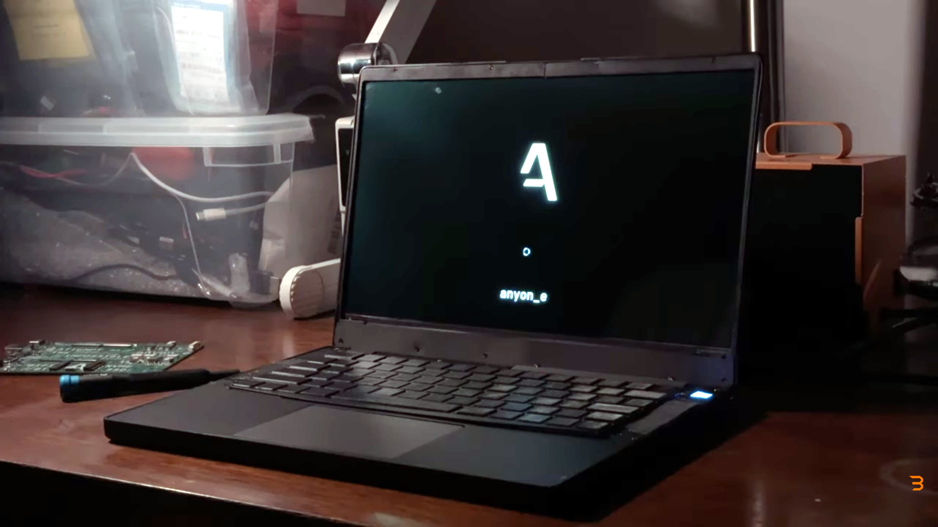 This Home Made Laptop Raises The Bar