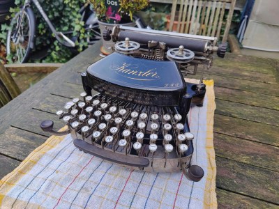 The Kanzler 1b typewriter, which used just 11 typebars to write 88 characters.