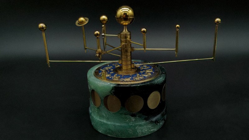 Render of a simple clockwork orrery