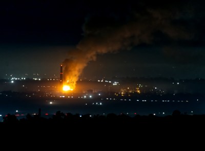Fire at the Moss Landing Power Plant. (Credit: Guy Churchward)