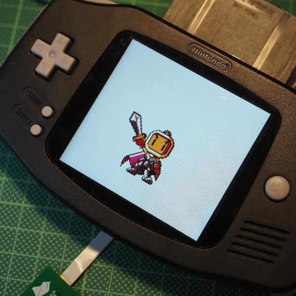 A New Screen Upgrade For The GBA | Hackaday