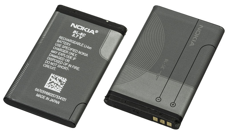 The Nokia BL-5C Lithium-Ion battery, this one from a Nokia N-Gage. (Credit: Evan-Amos)
