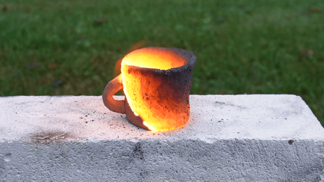 Thermite Pottery Fires Itself