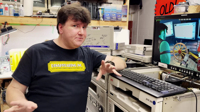 [Mark] shows off footage from a D1 master on the repaired deck