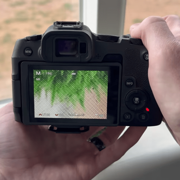 Mesh “Lens” Lets Your Camera Make Weird Pixel Art