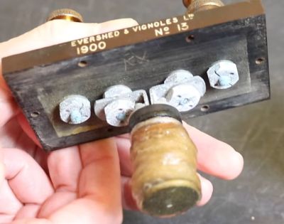 Internals of the 1900 Evershed & Vignoles Ltd 1 ohm resistance standard. (Credit: Three-phase, YouTube)