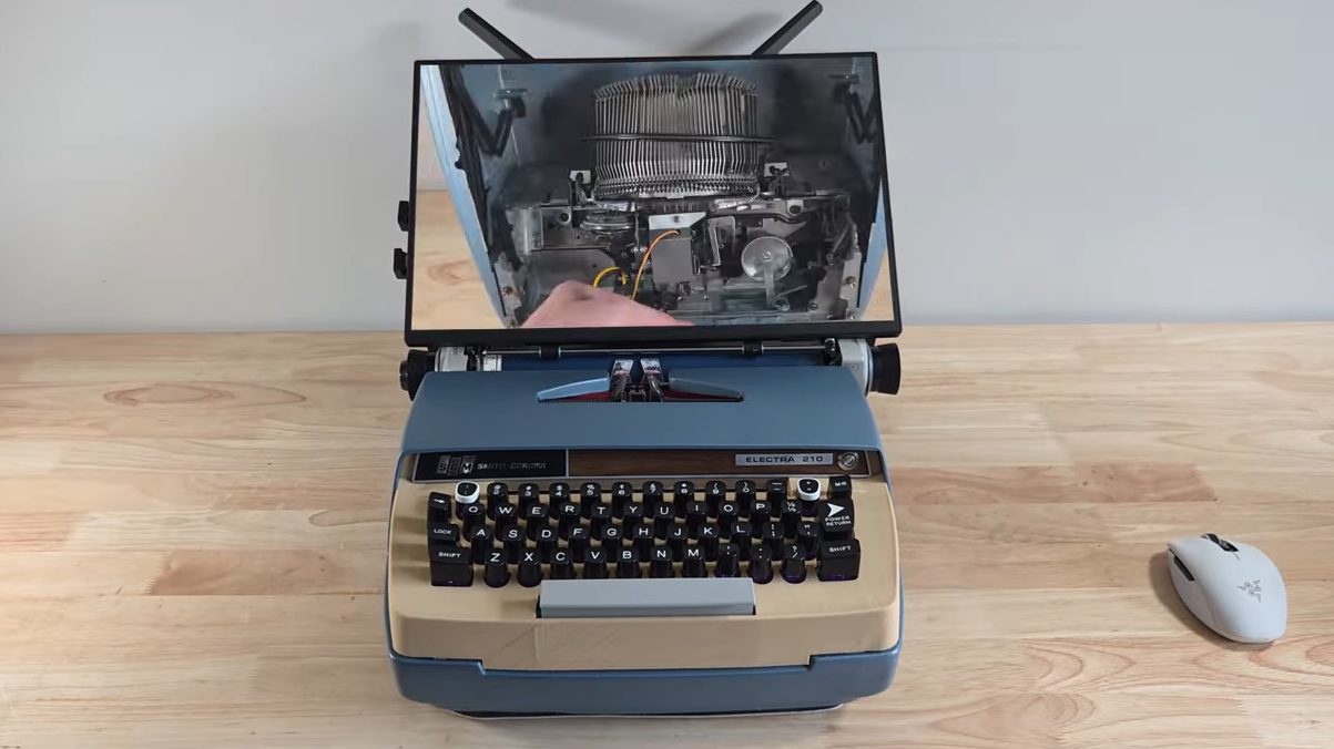 Crouching Typewriter  Hidden PC