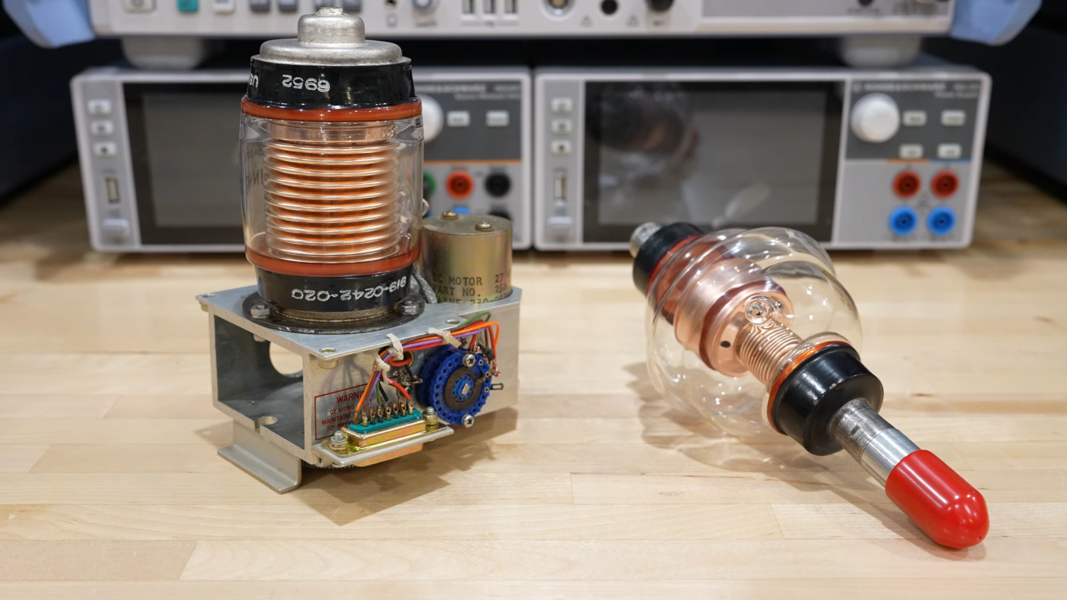 Taking a Look at Variable Vacuum Capacitors