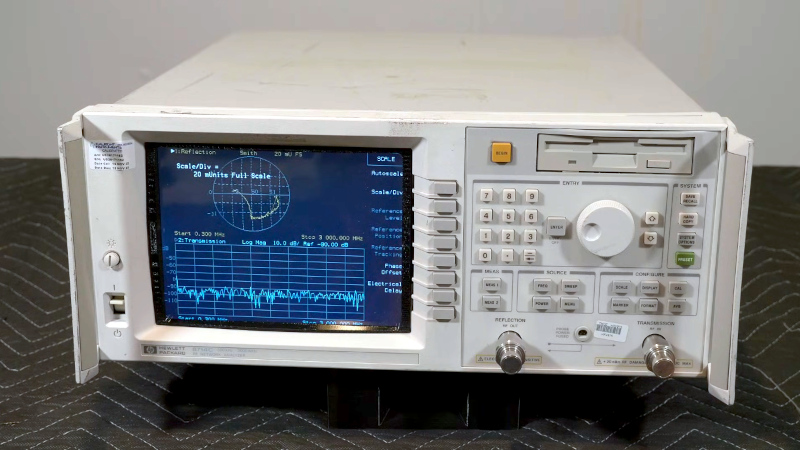 A 1990s VNA Gets An LCD