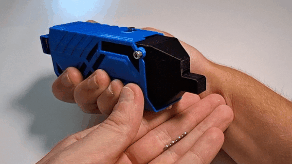 Auto-Reloading Magnet Dispenser Can Feed Itself