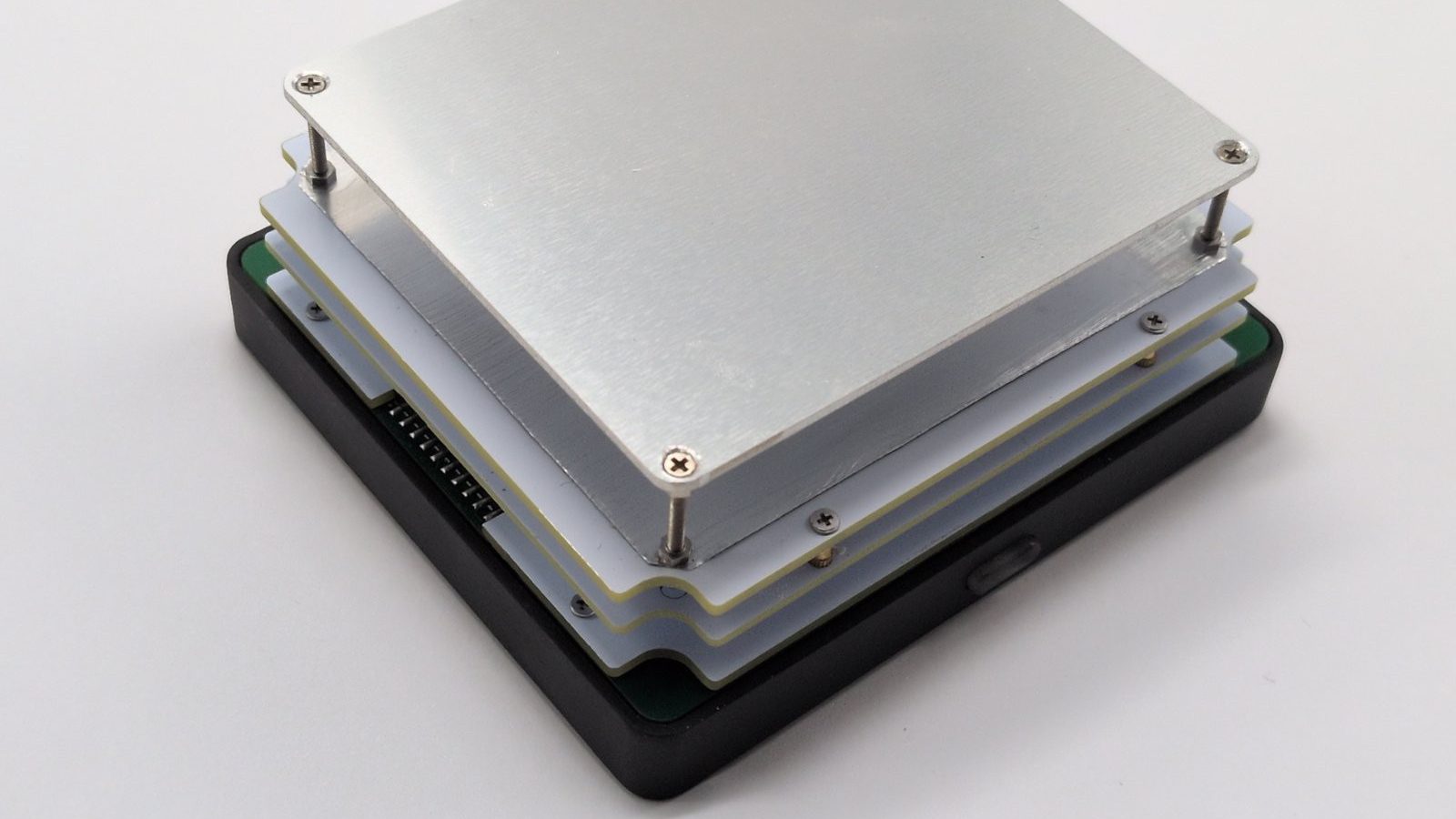 DIY Reflow Plate Runs On USB Power Delivery