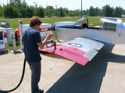 AmericanAviationAA-1YankeeC-FBVQrefueling01.jpg