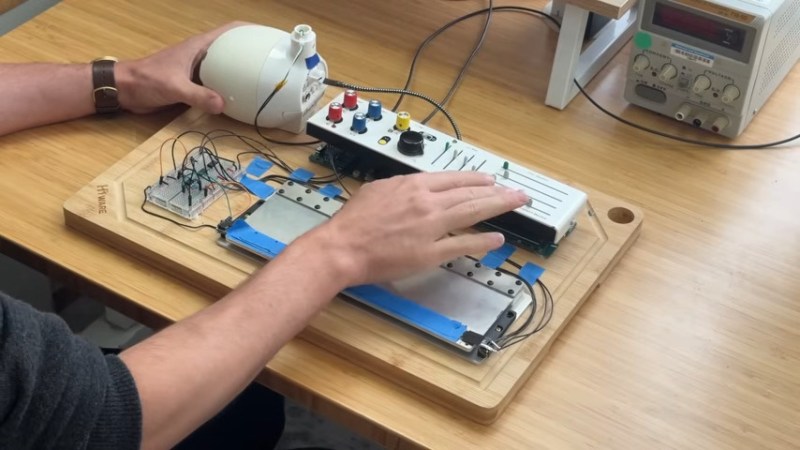 The omatraumatone. Or something. It's a synth.