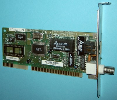 Typical NE2000-compatible 10 Mbit Ethernet card you'd find aplenty in 90s junk bins. (Credit: Sönke Kraft, Wikimedia)