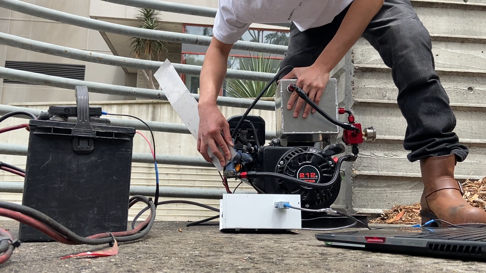 Small Engine Gets DIY EFI Upgrade