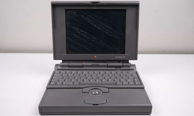 Repairing A Apple PowerBook 150 With Serious Issues | Hackaday