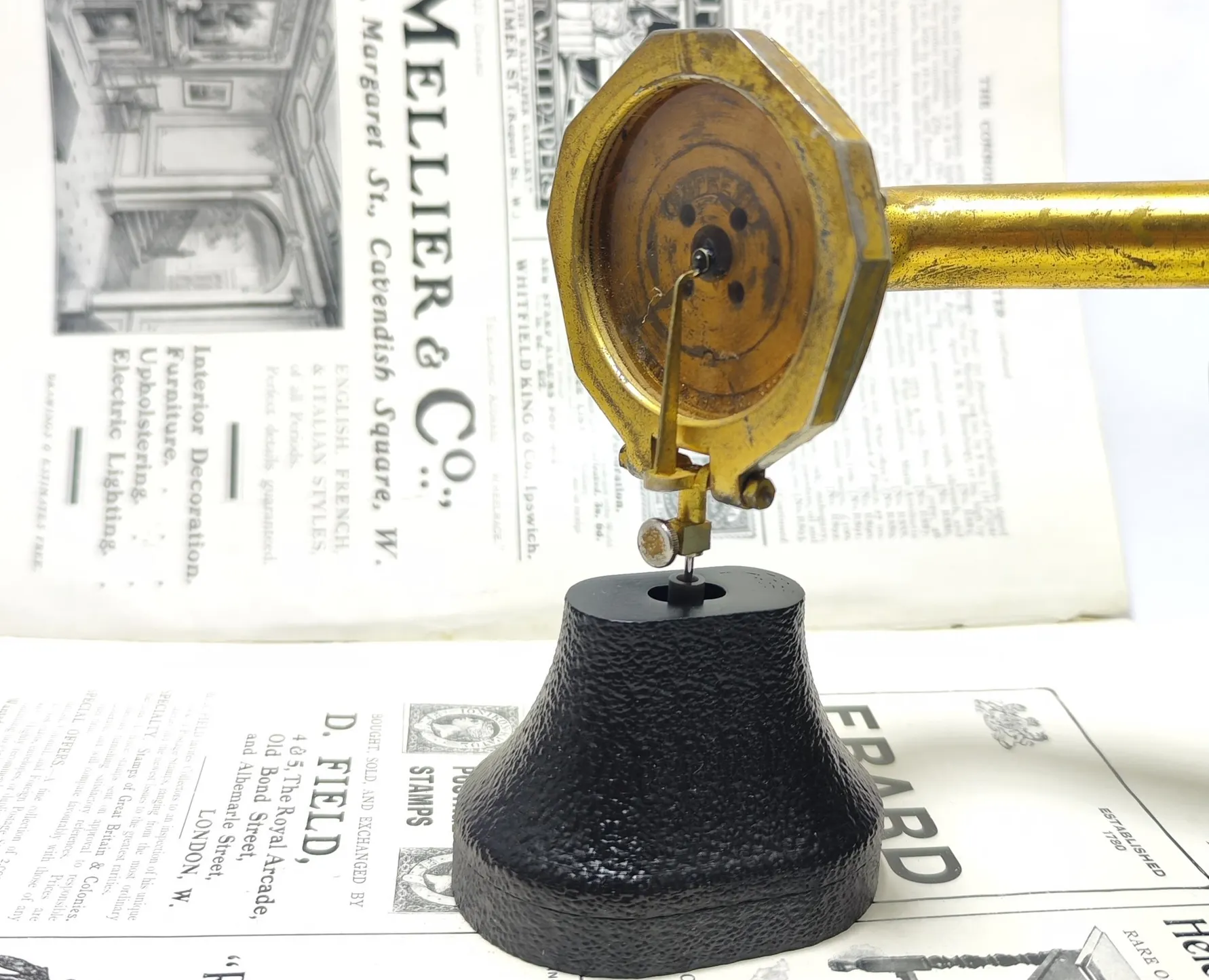 Bluetooth Gramophone Has Surprisingly Contemporary Roots