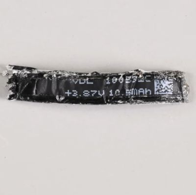 The tiny 10.5 mAh Lipo cell in the Oura Ring 5. (Credit: iFixit)