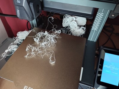 Everybody loves FDM spaghetti. (Credit: Maya Posch)