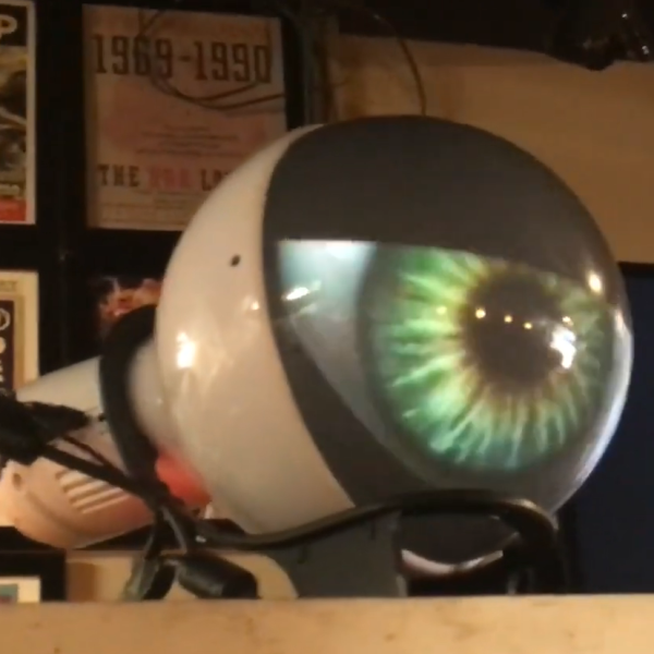 hackaday.com - Tyler August - Pizza Eye Surgery Saves Hemispherical Projector