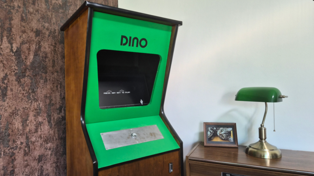 Pong-like Cabinet for Classic Dinosaur Jumper