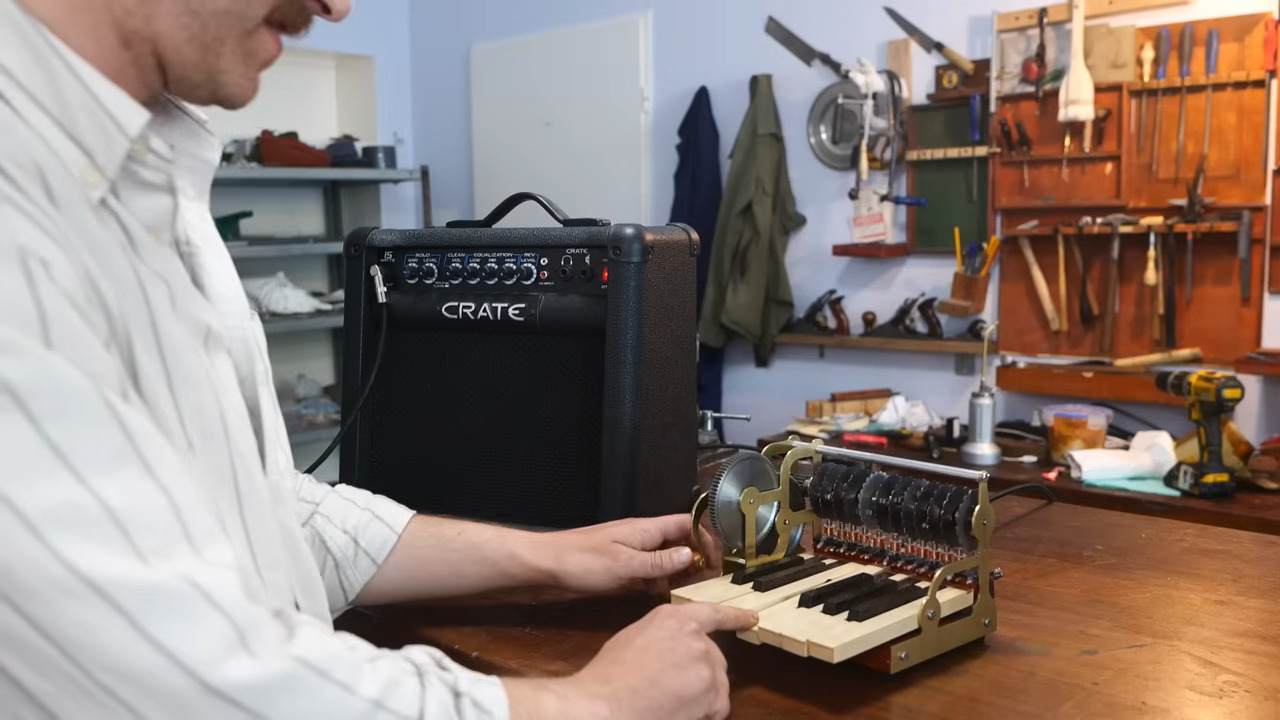 Building a Hammond Organ to Understand How They Work