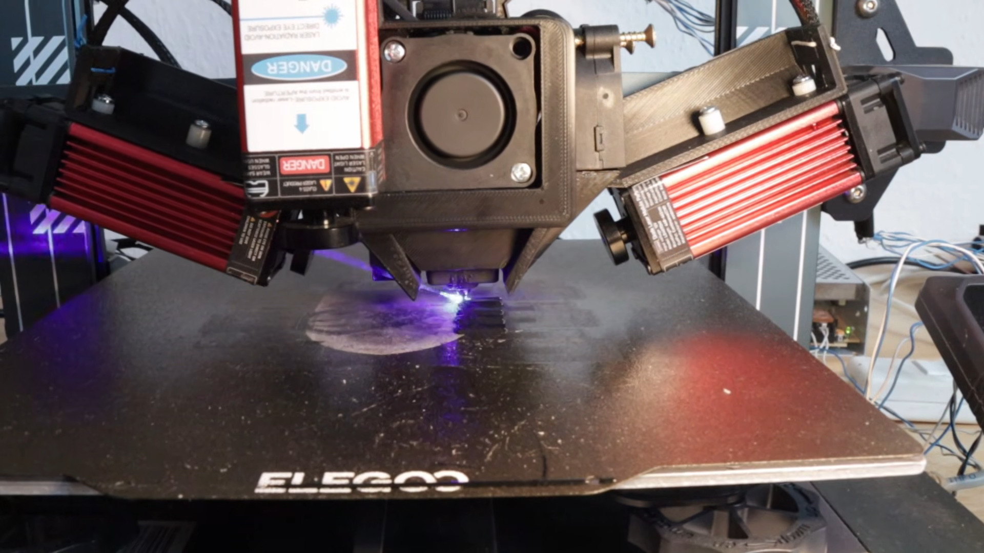 Laser Layers for  Almost  Isotropicly Strong Prints