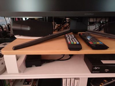 Welcome to the 'black box' Raspberry Pi 4B-based 'smart TV'.
