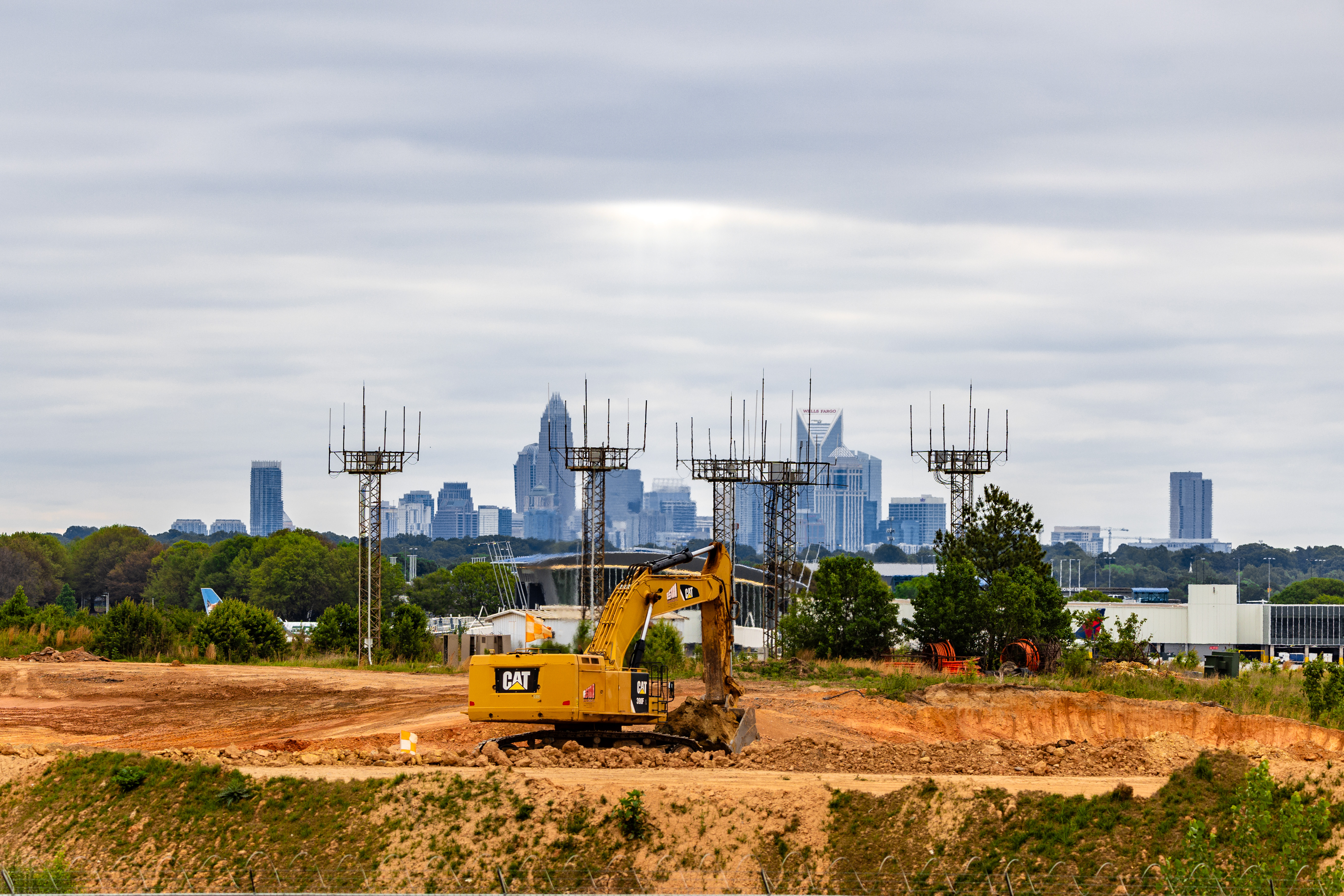 Charlotte s New Runway Gets A Digital Twin